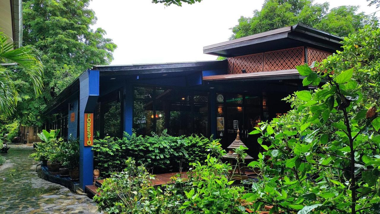 Foresto Sukhothai Guesthome Exterior foto