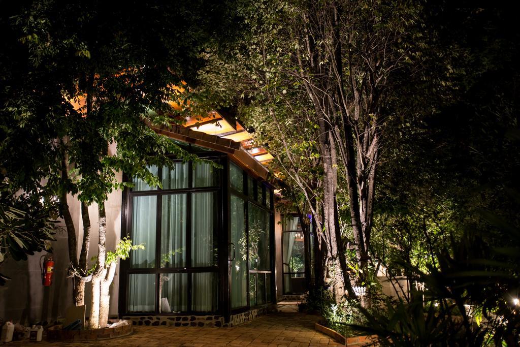 Foresto Sukhothai Guesthome Exterior foto