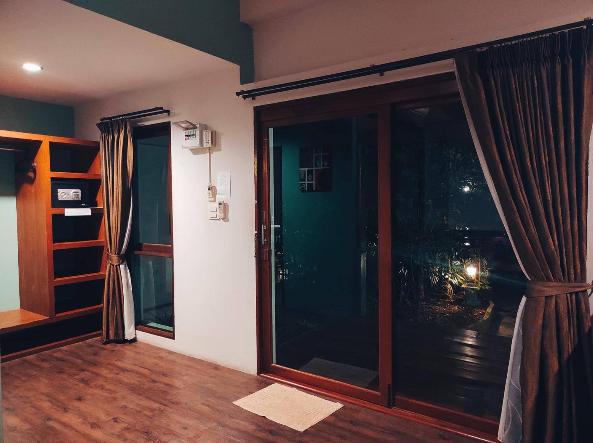 Foresto Sukhothai Guesthome Quarto foto